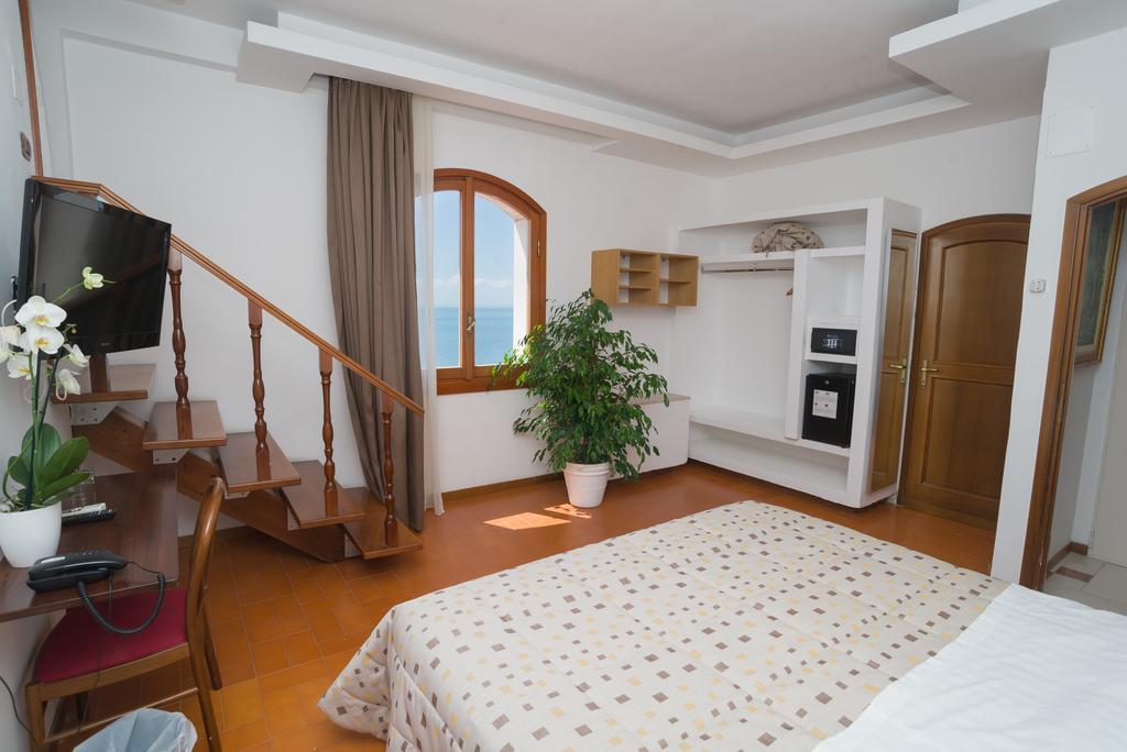 Villa Scapone Mattinata Exterior foto